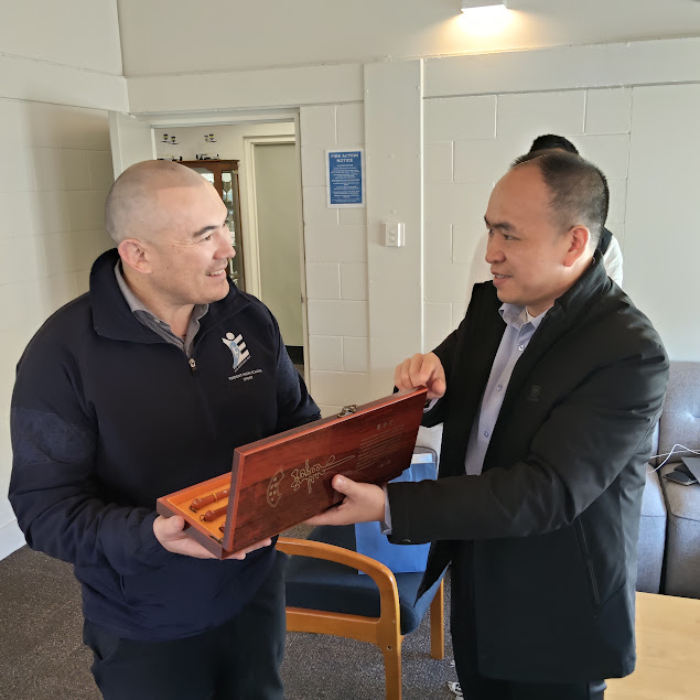 Jiangxi teachers visiting Trident High School in Whakatāne