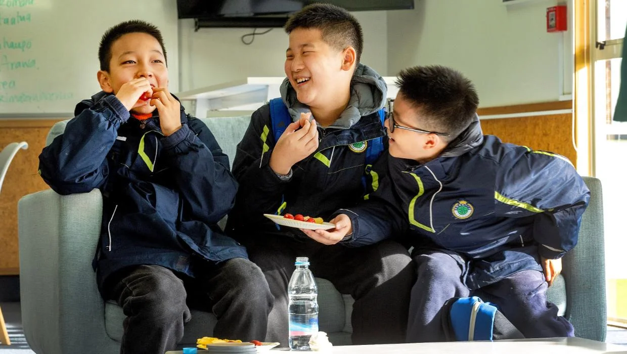 Chinese high school students visiting New Zealand